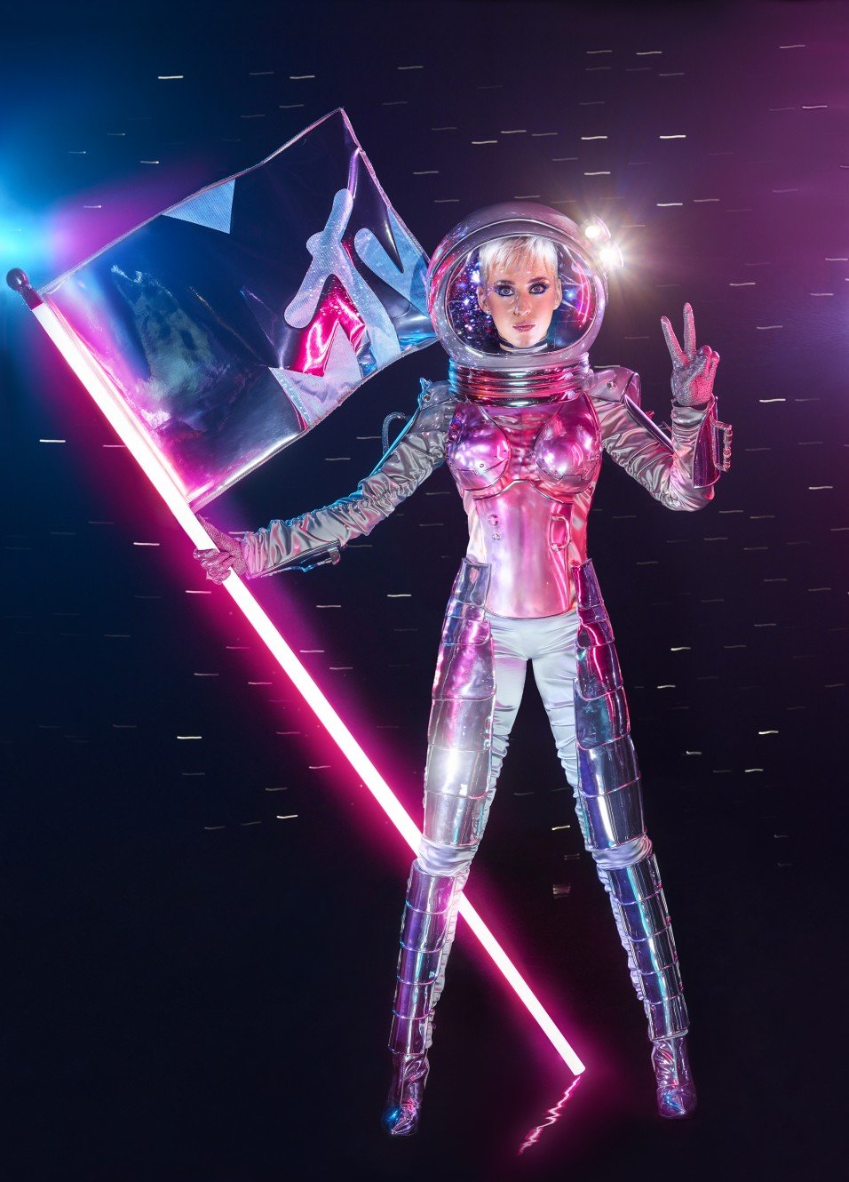 254378-AdjustedKatyPerryHOST-beba2d-original-1501210455