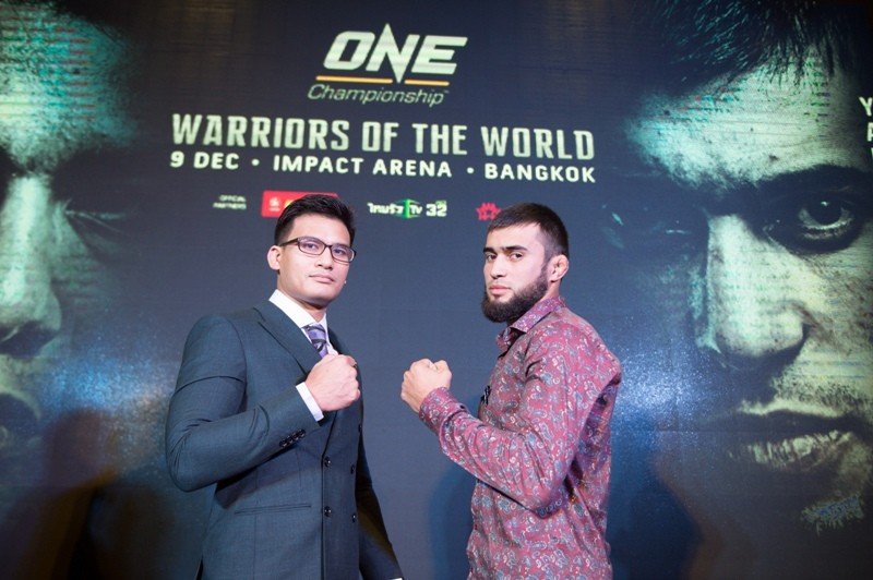 Shannon Wiratchai and Rasul Yakhyaev (ONE Championship photo)