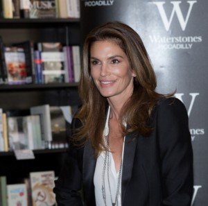 Cindy Crawford (photos by Ibsan73/ Commons Wikimedia)