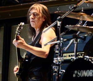 Malcolm Young (photo by Pandemonium73/ Wikimedia Commons)