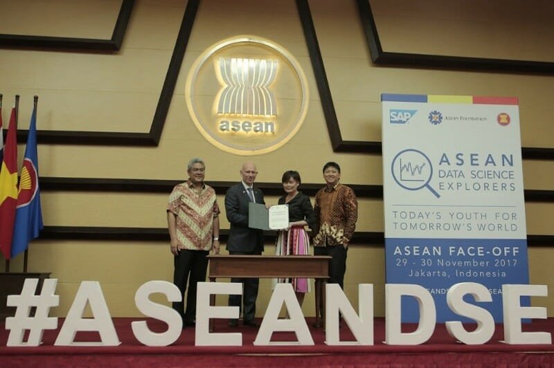 In the photo (L-R) His Excellency Vongthep Arthakaivalvatee, Deputy Secretary General of ASEAN for Socio-Cultural Community, Claus Andresen, President and Managing Director of SAP Southeast Asia, Elaine Tan, Executive Director of the ASEAN Foundation and Eugene Ho, Head of Corporate Affairs, SAP Southeast Asia.