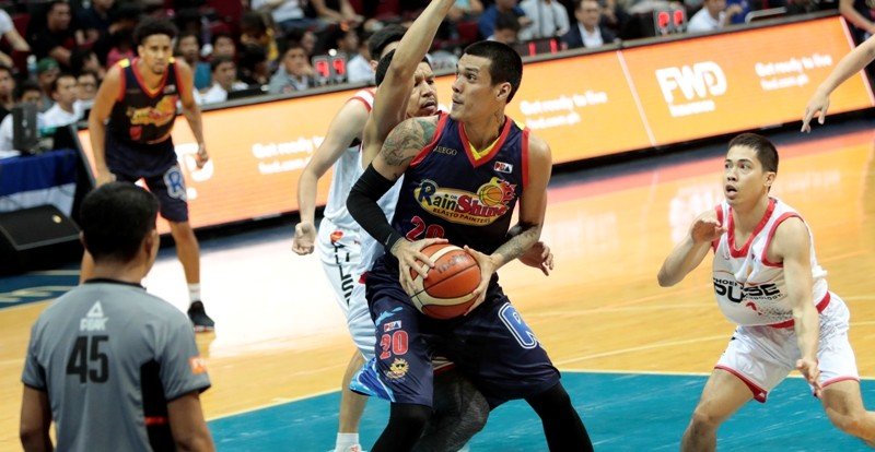 Raymond Almazan (PBA Images)