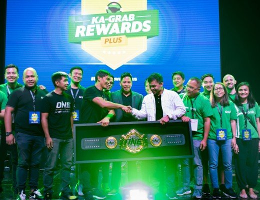 Team Lakay's Eduard Folayang shakes hands with Filipino boxing icon and Senator Manny Pacquiao.