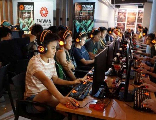 Among the venues used for the elimination rounds were TNC Cyber Café branches in Manila, Quezon City, La Union, Bulacan, Cavite, Legazpi, Bohol, and Bacolod; Miraculum Esports Lounge in Metro Manila; Acclaim Computer Center and Techtite Esports Lounge in Iloilo; and Esports Venue, Metronoia Cyber Café, and NCGC HQ in Mindanao.
