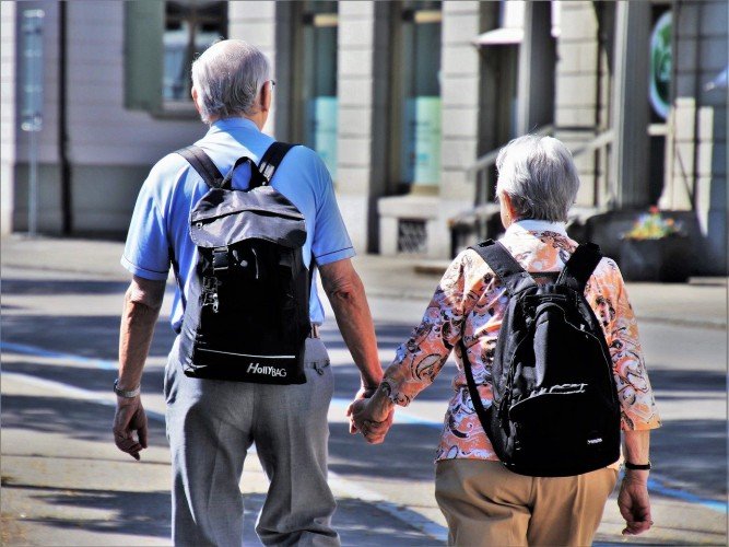 old people, senior citizen [pixabay photo]