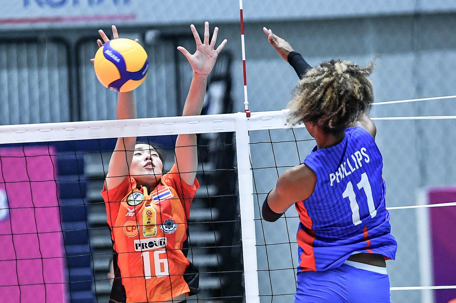 MJ Philips of the PH team in action at the 21st Asian Women’s Club Volleyball Championship  [Asian Volleyball Confederation | Eddy Phongphakthana]