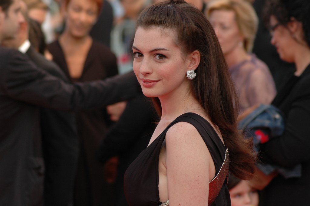 Anne Hathaway