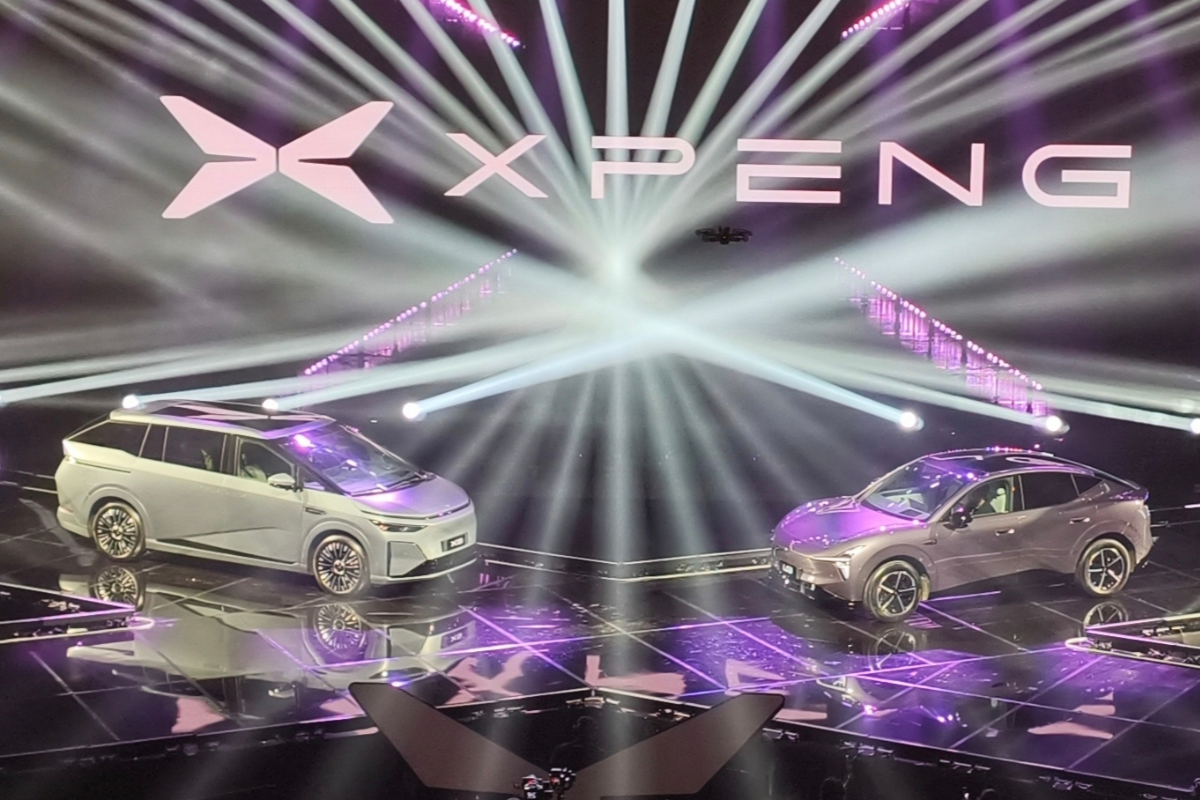 XPENG officially launched its Philippine operations with a six-variant lineup spanning the X9 and L03 at SM Mall of Asia Arena. [photo credit: Sonny Espiritu]