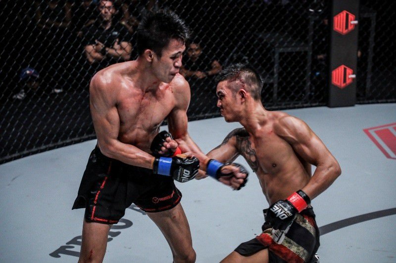 Pongsiri Mitsatit vs Jeremy Miado (ONE Championship photo) 