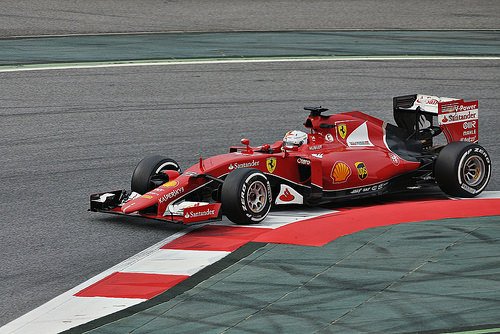 Vettel marks 200th race in style in Bahrain