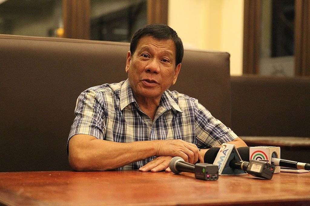 Duterte OKs bill creating Muslim autonomous region in south