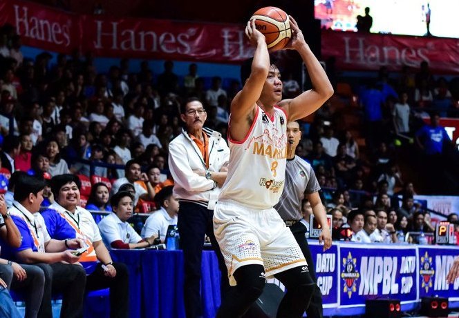 MPBL: Manila looks for solo lead