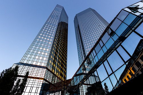 Deutsche Bank says big-bang restructuring on track