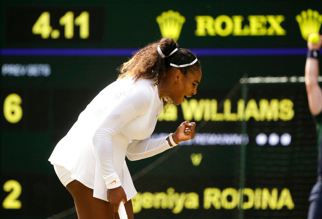 Federer, Serena reaches Wimbledon quarters