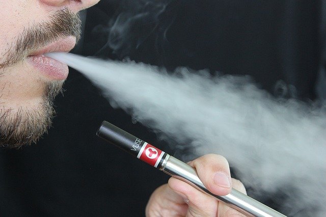 Vaping China co-pilot sparks mid-air emergency