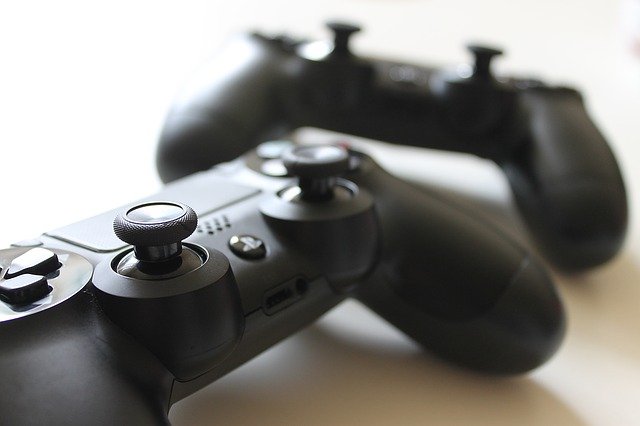 Saudi Arabia bans video games after children’s deaths