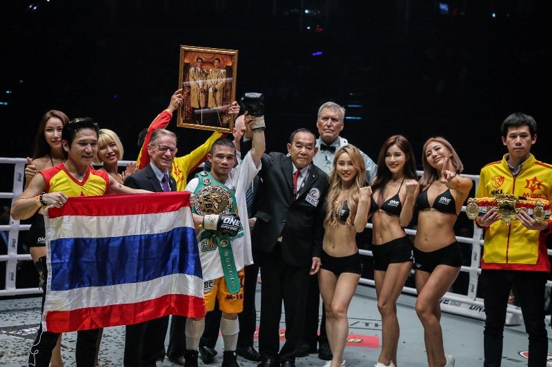 ONE Championship: Sor Rungvisai schools Mexican to retain title