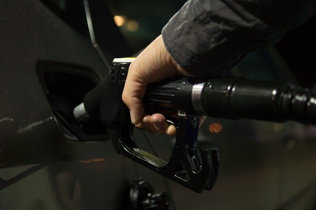 Petrol price in the Philippines and other countries
