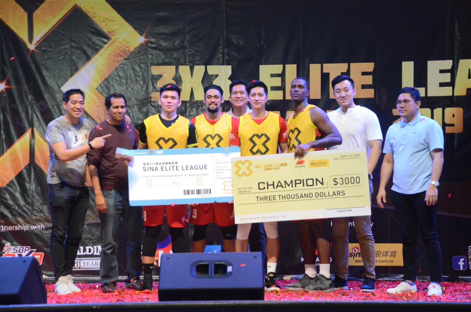 3X3 Elite League Manila: Azi and Tets Travel Tours bags title