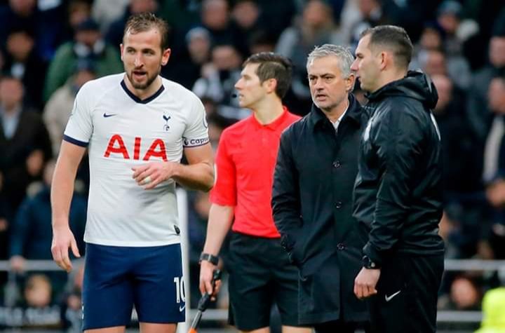 Football: Will Harry Kane remain with Tottenham or transfer to Manchester United?