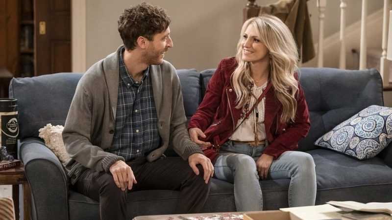 ‘B Positive’ gets a full season order from CBS