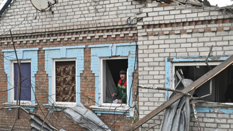 Russian strikes in Ukraine leave dozens injured amid rising drone attacks