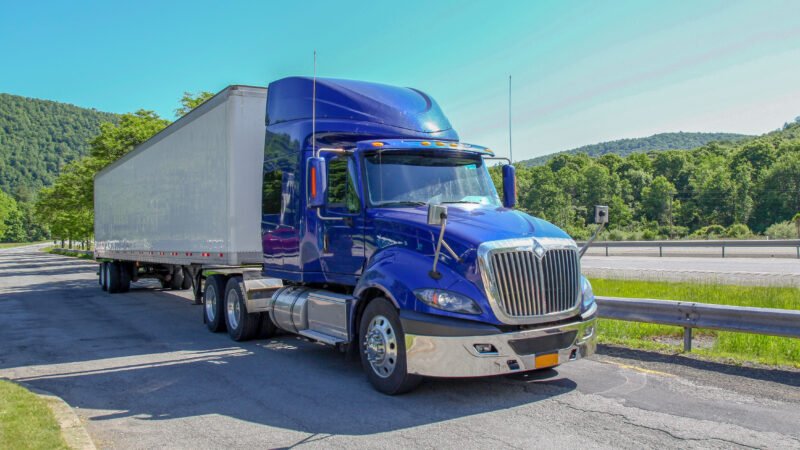 Mastering Your Semitruck’s Steering System for Safer, Smoother Drives