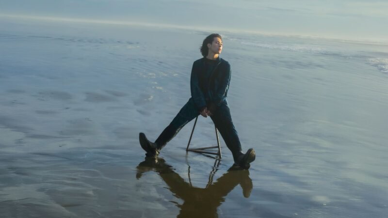KeNN captures innocent love and panic in new single Datto 脱兎