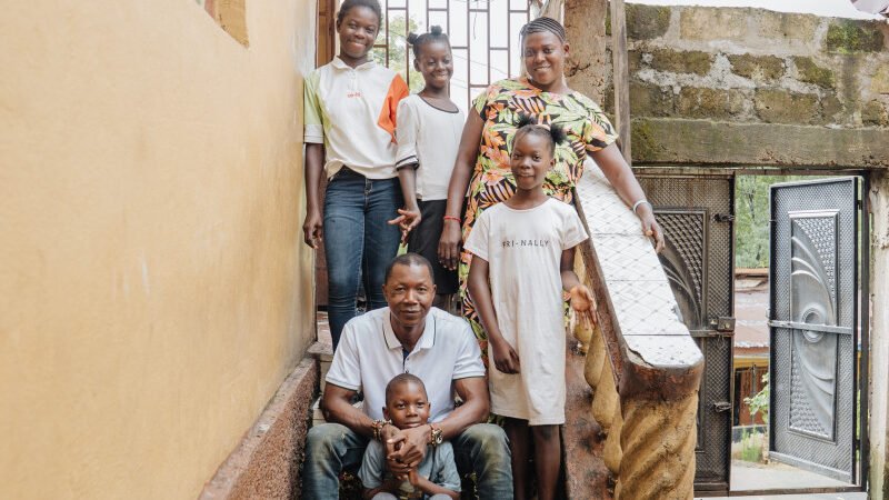 Global Mercy launches Sierra Leone field service with first successful surgery