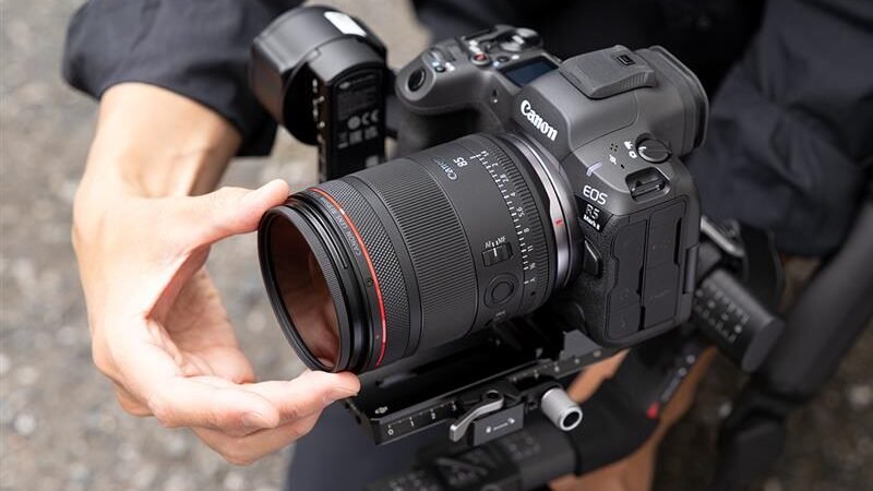 Canon Europe unveils RF 85mm F1.4L VCM professional portrait lens