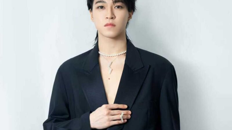 Santa drops new singles ‘Shooby doo bop’ and ‘Seikaisekai’ to champion individuality