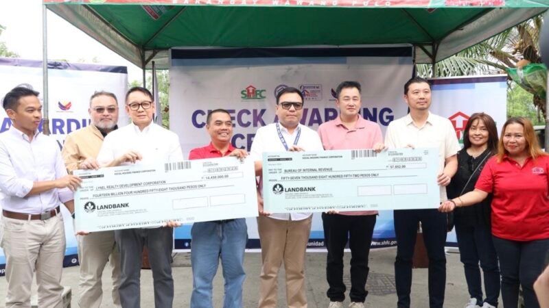 SHFC, DHSUD release ₱14-M housing aid to Valenzuela community under 4PH
