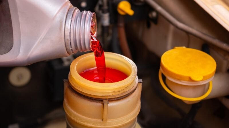 How To Choose the Ideal Brake Fluid for Your Vehicle