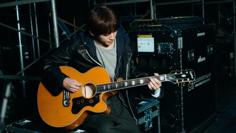 Epiphone launches Lee Seung Yoon signature acoustic-electric guitar