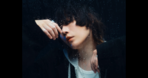 Keina Suda unveils his latest single "悪夢 Nightmare" ahead of his third major album LOVE HATE.
